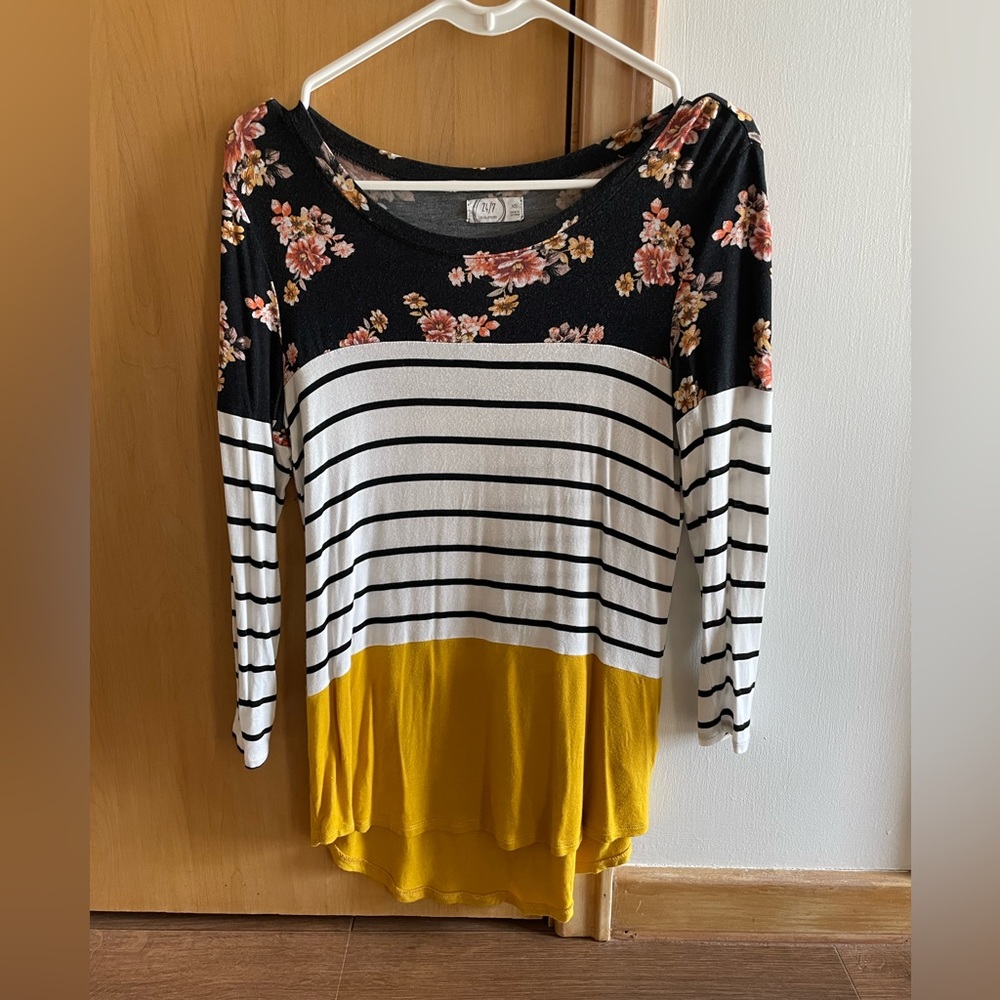 Maurices 24/7 Tee: Size XS